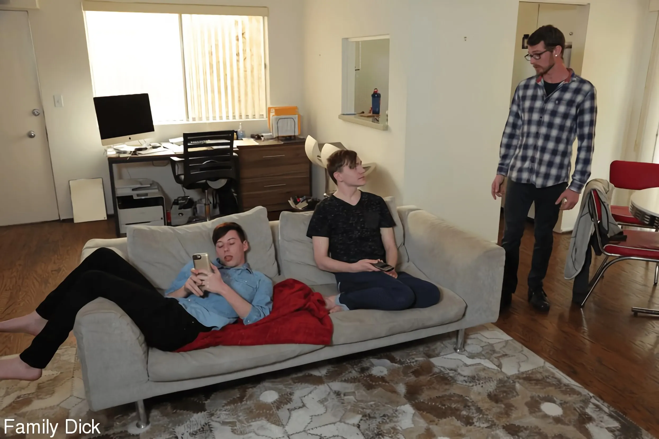 Kink Partners Gay 'Drawing Straws - RAW' starring Alex Killian (Photo 2)