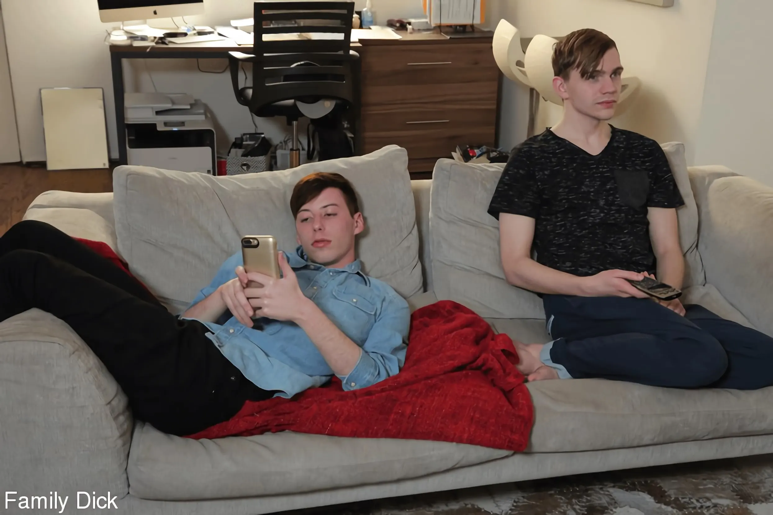 Kink Partners Gay 'Drawing Straws - RAW' starring Alex Killian (Photo 4)