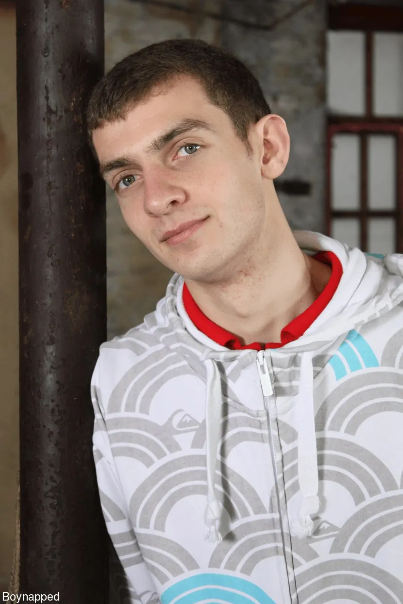 Kink Partners Gay 'Brez is naked and vulnerable, just like Sebastian likes them!' starring Brez Wild (Photo 1)