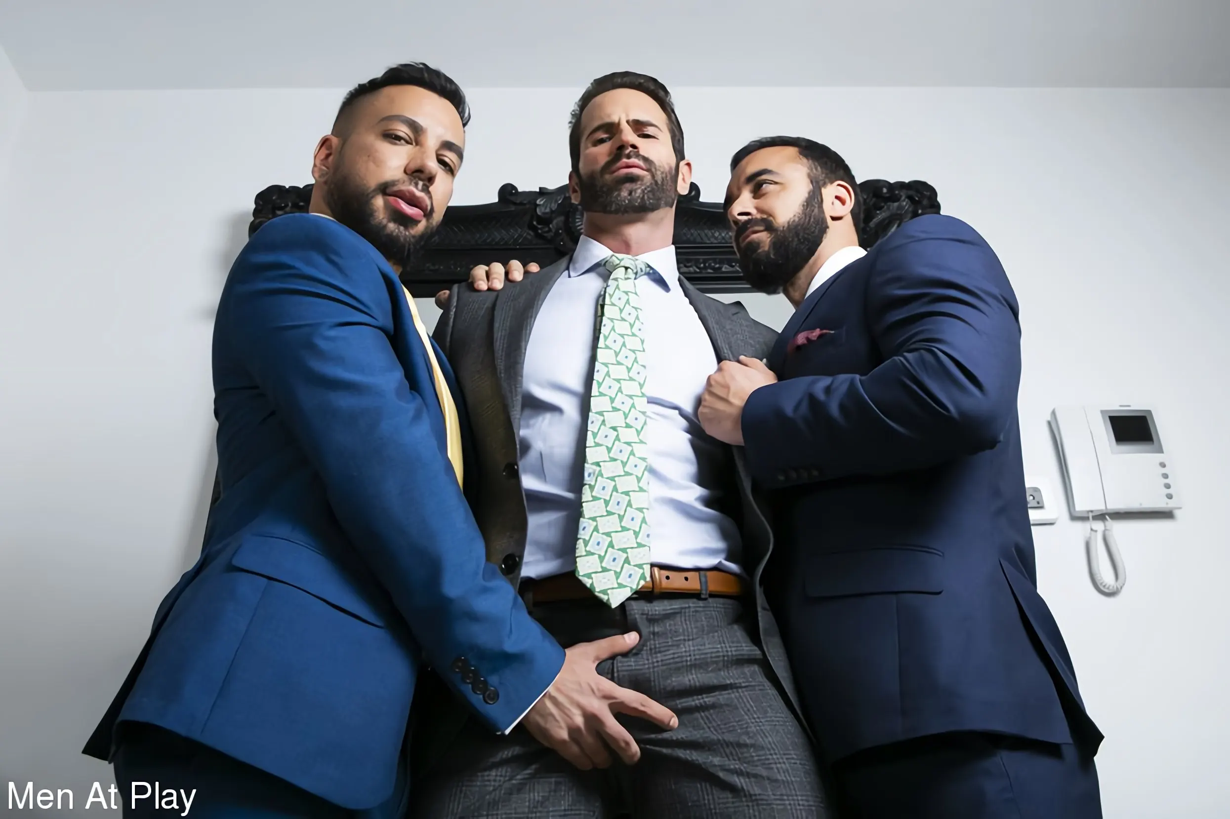 Kink Partners Gay 'BLINDFOLD SURPRISE' starring Dani Robles (Photo 3)
