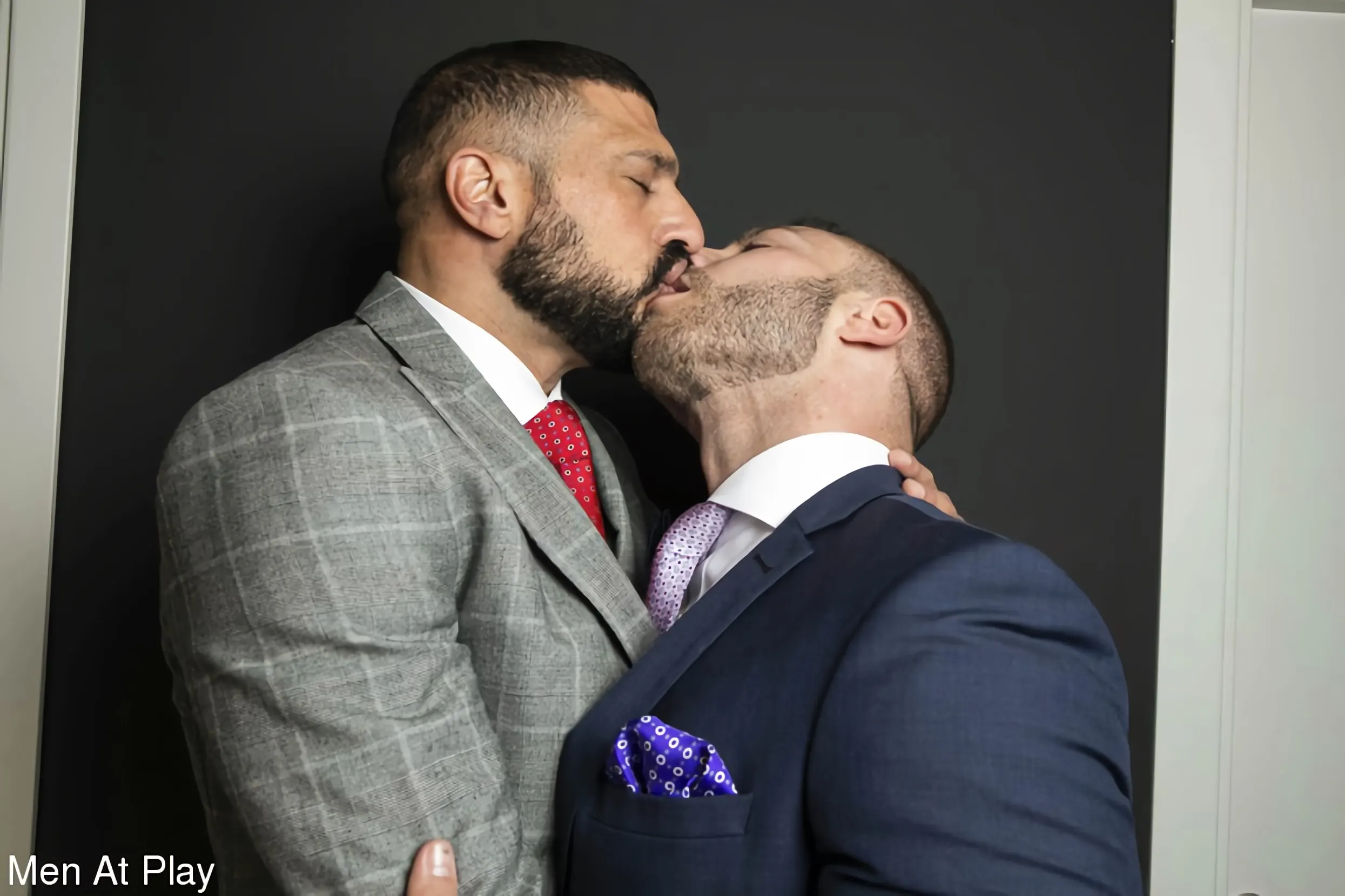 Kink Partners Gay 'CAUGHT SNOOPING' starring Diego Reyes (Photo 2)