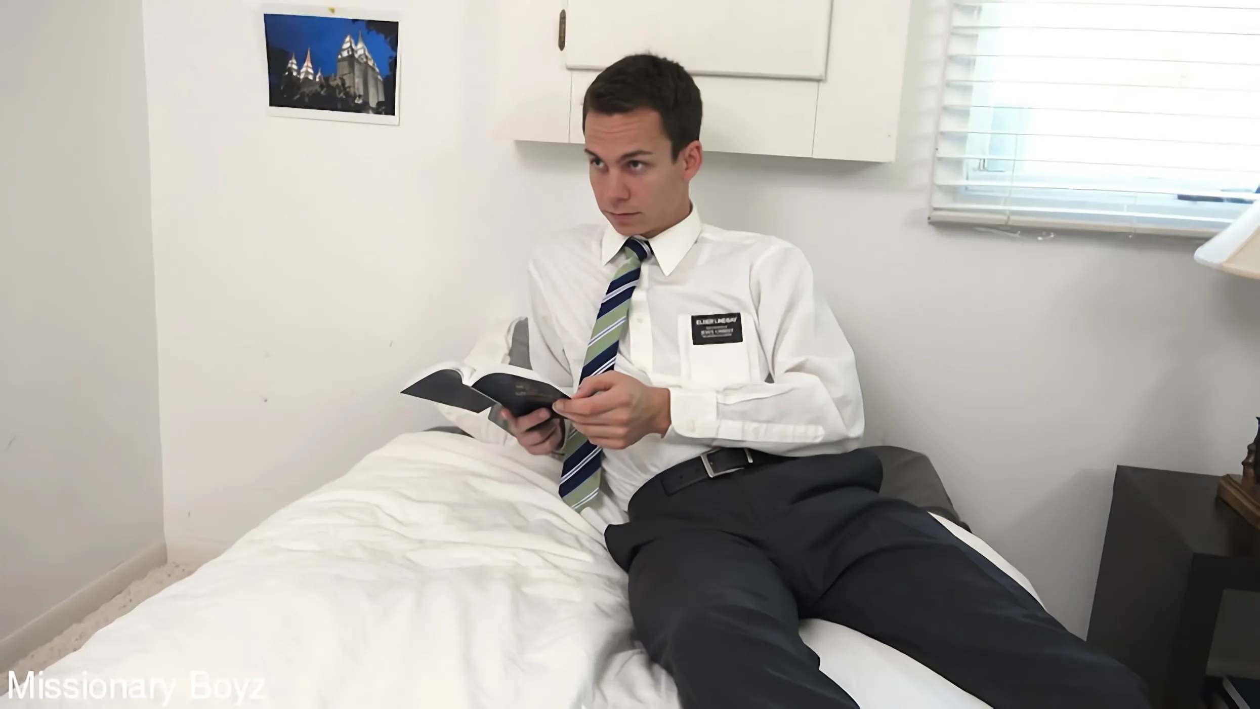 Kink Partners Gay 'Elder Lindsay - Chapter 1: Personal Study' starring Garrett Cooper (Photo 1)