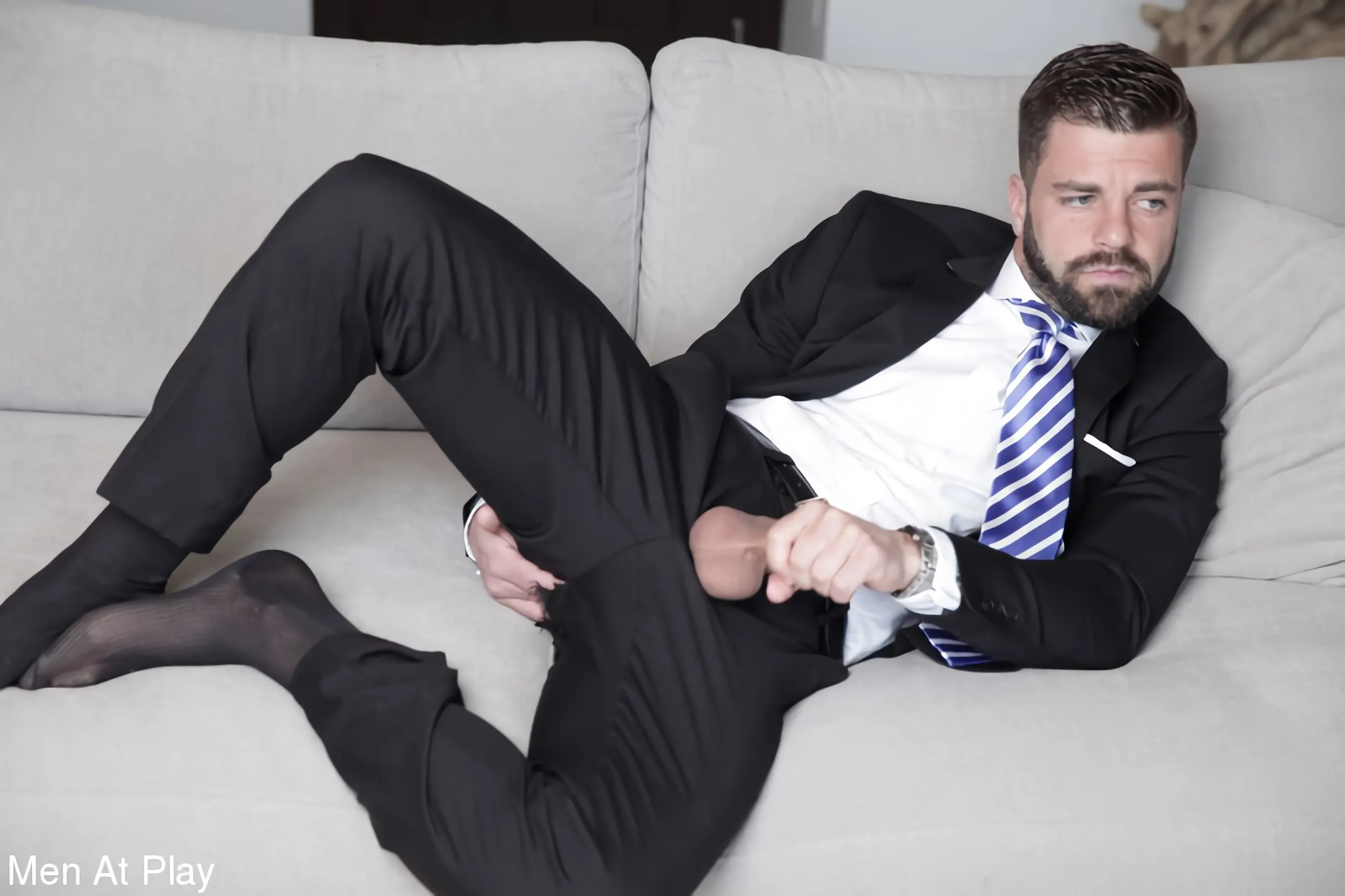 Kink Partners Gay 'FOCUS' starring Hector De Silva (Photo 8)