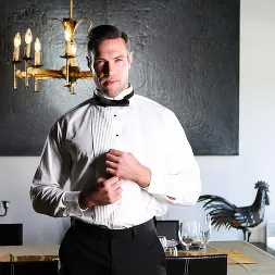 Igor Romani in 'Kink Partners Gay' Service ' la Fran'aise RAW (Thumbnail 1)