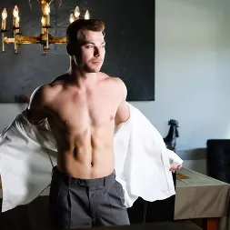 Igor Romani in 'Kink Partners Gay' Service ' la Fran'aise RAW (Thumbnail 4)